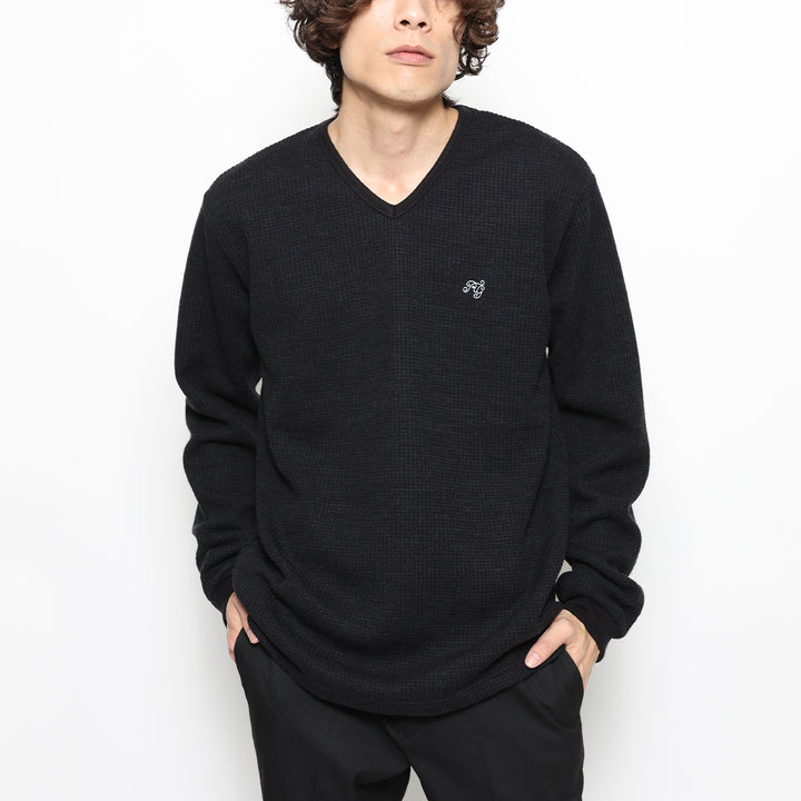 BASIC V NECK WAFFLE LS