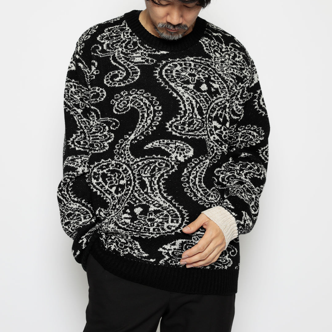 PAISLEY CREW NECK KNIT