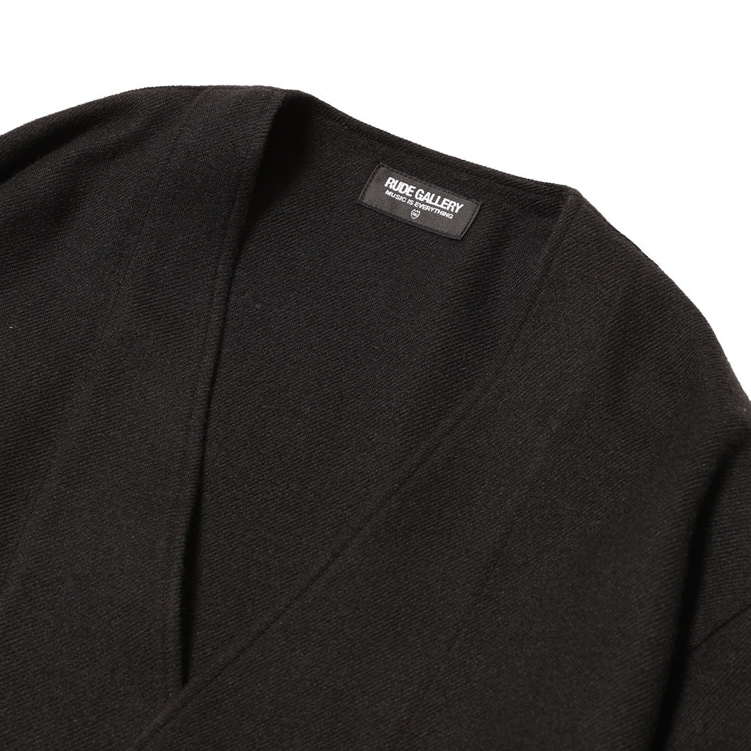 NO COLLAR ROBE