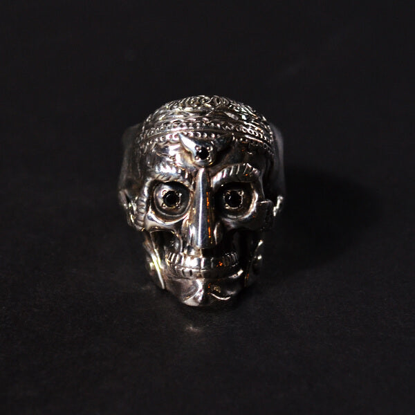 TIBETAN MONK SKULL RING - SILVER/ONYX