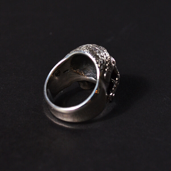 TIBETAN MONK SKULL RING - SILVER/ONYX